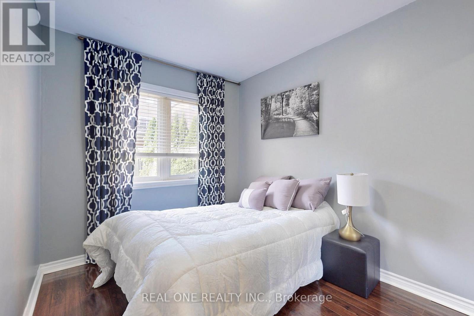 64 Sassafras Circle N, Vaughan, Ontario  L4J 8M8 - Photo 10 - N12515142