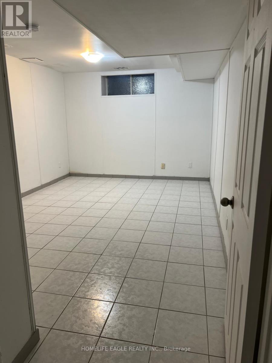 Basement - 43 Maple Grove Avenue S, Richmond Hill, Ontario  L4E 2V1 - Photo 8 - N12515184