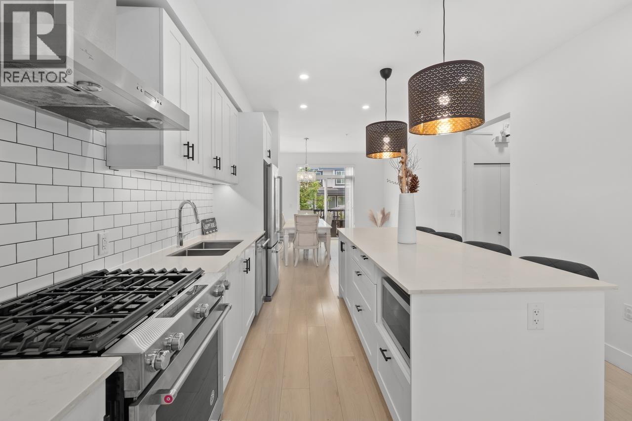 11 24021 110 Avenue, Maple Ridge, British Columbia  V2W 0J9 - Photo 3 - R3045695