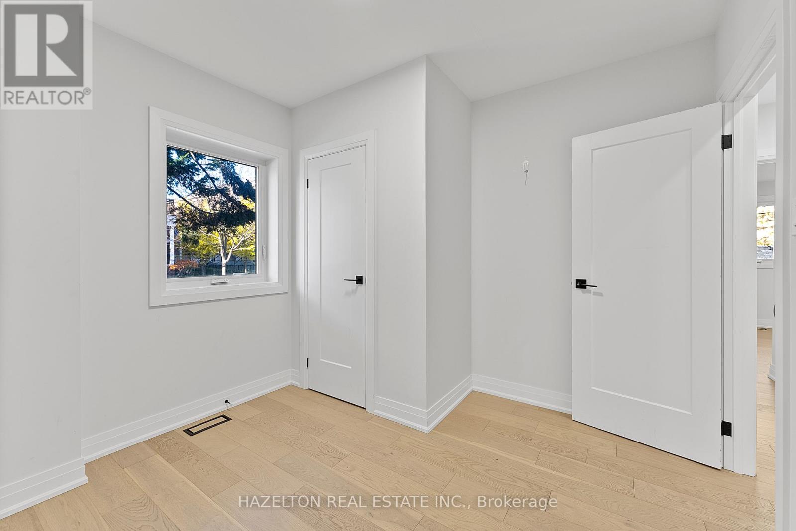 Main - 99 Twenty Sixth Street, Toronto, Ontario  M8V 3R9 - Photo 15 - W12515114