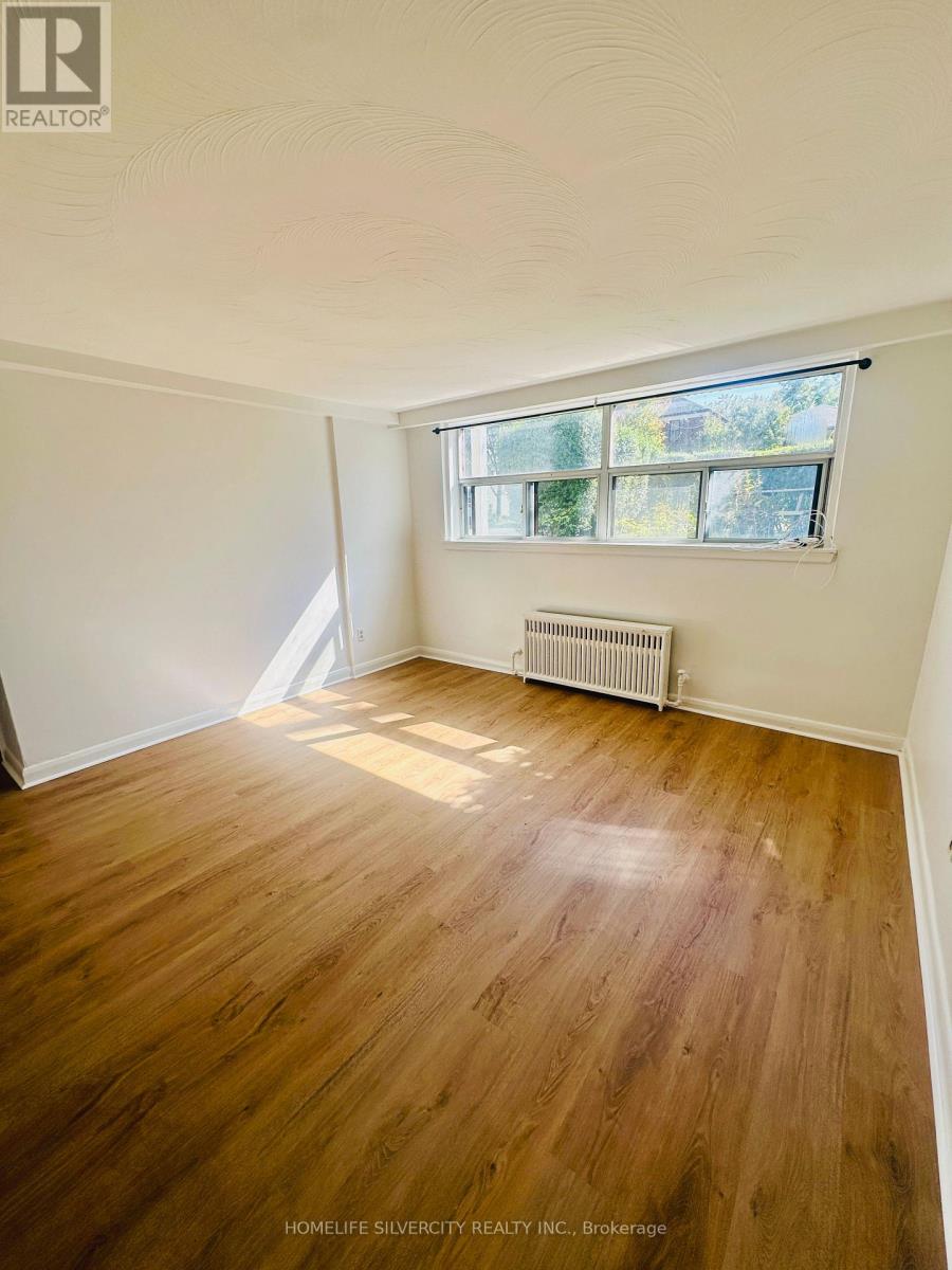 1 - 430 Ridelle Avenue, Toronto, Ontario  M6B 1K4 - Photo 4 - W12515152