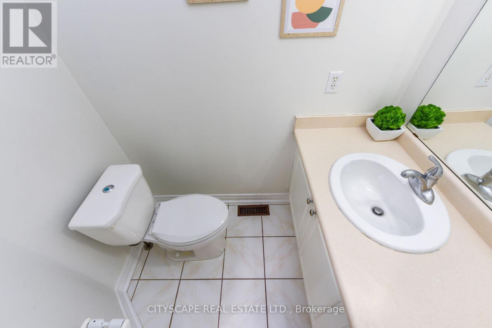 56 Checkerberry Crescent, Brampton, Ontario  L6R 2S6 - Photo 12 - W12515166