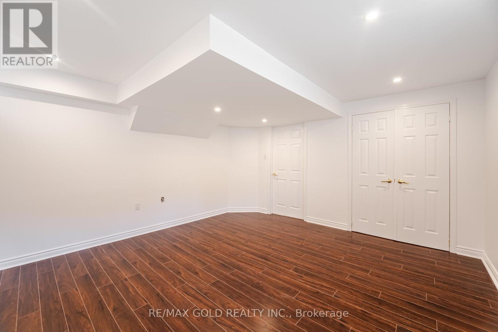 5288 Longford Crescent, Mississauga, Ontario  L5M 0J3 - Photo 10 - W12515170