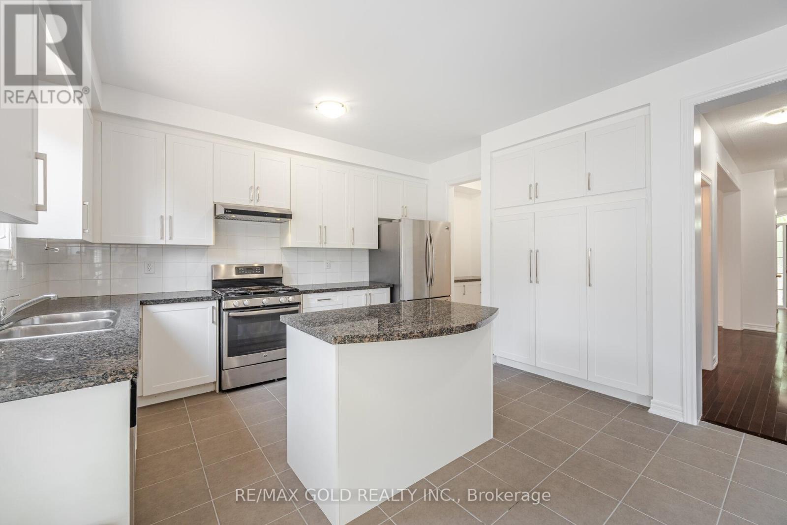 5288 Longford Crescent, Mississauga, Ontario  L5M 0J3 - Photo 24 - W12515170