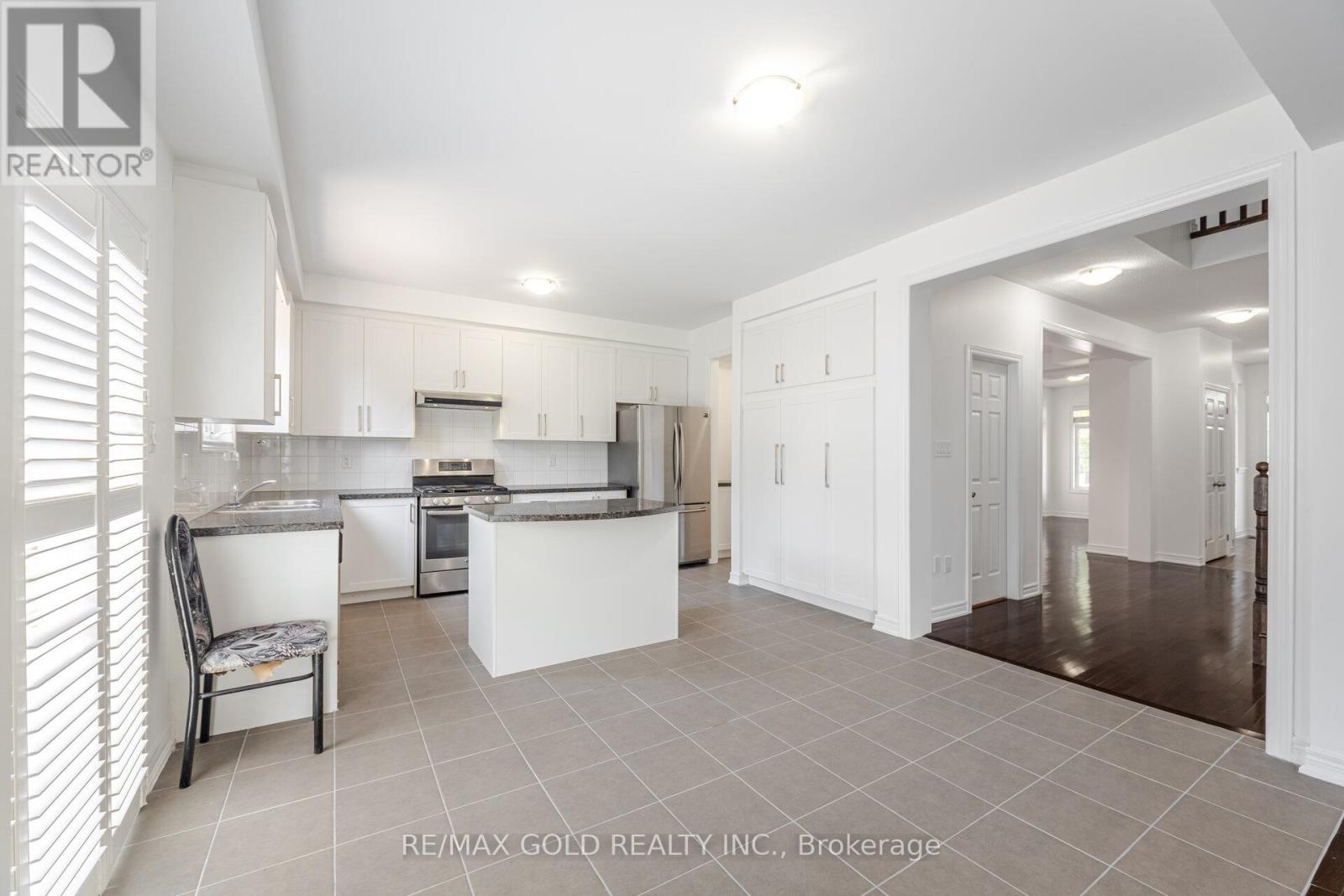 5288 Longford Crescent, Mississauga, Ontario  L5M 0J3 - Photo 29 - W12515170