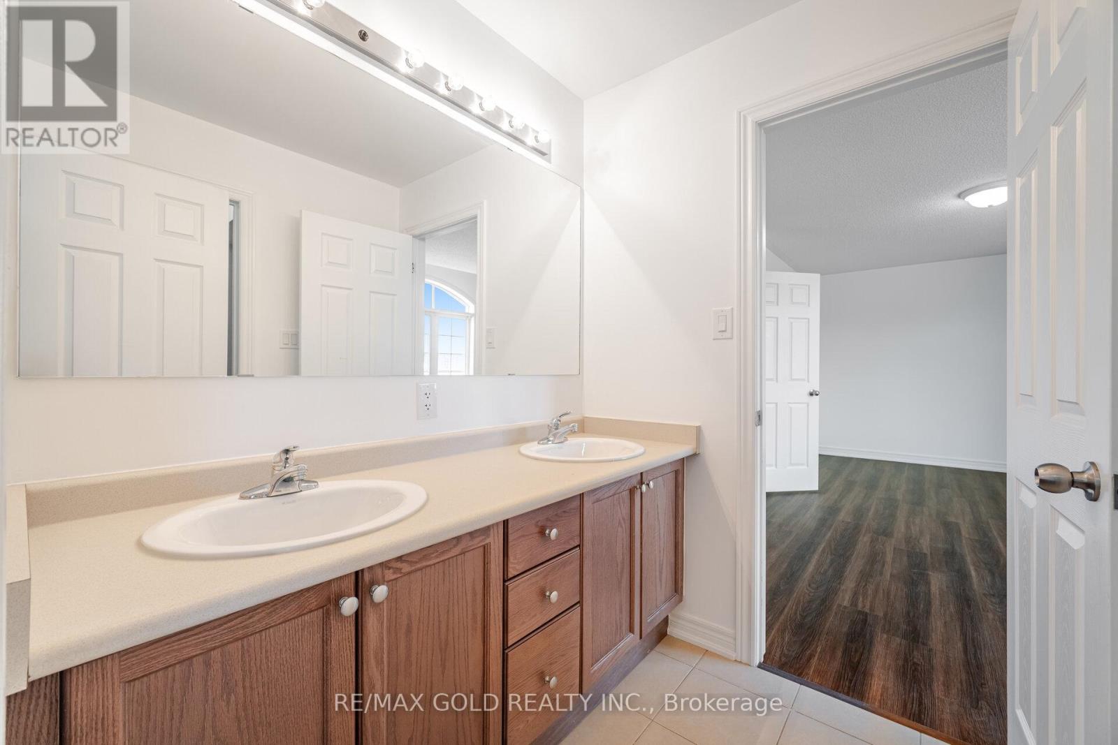 5288 Longford Crescent, Mississauga, Ontario  L5M 0J3 - Photo 49 - W12515170