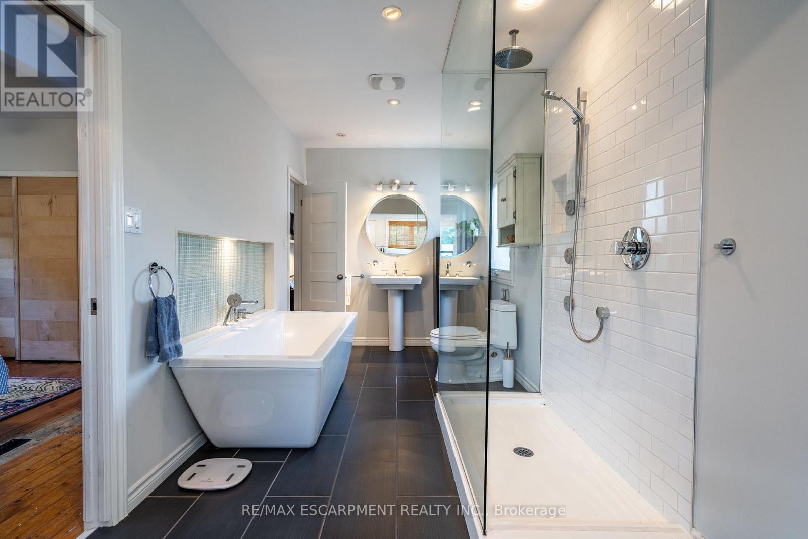 35 Mountain Avenue, Hamilton, Ontario  L8P 4E8 - Photo 13 - X12515122