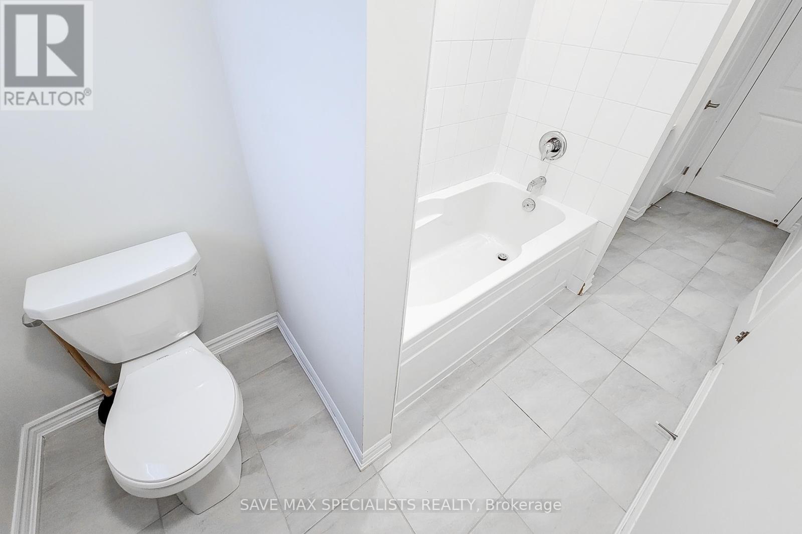 440 Barker Parkway, Thorold, Ontario  L2V 0K7 - Photo 39 - X12515126