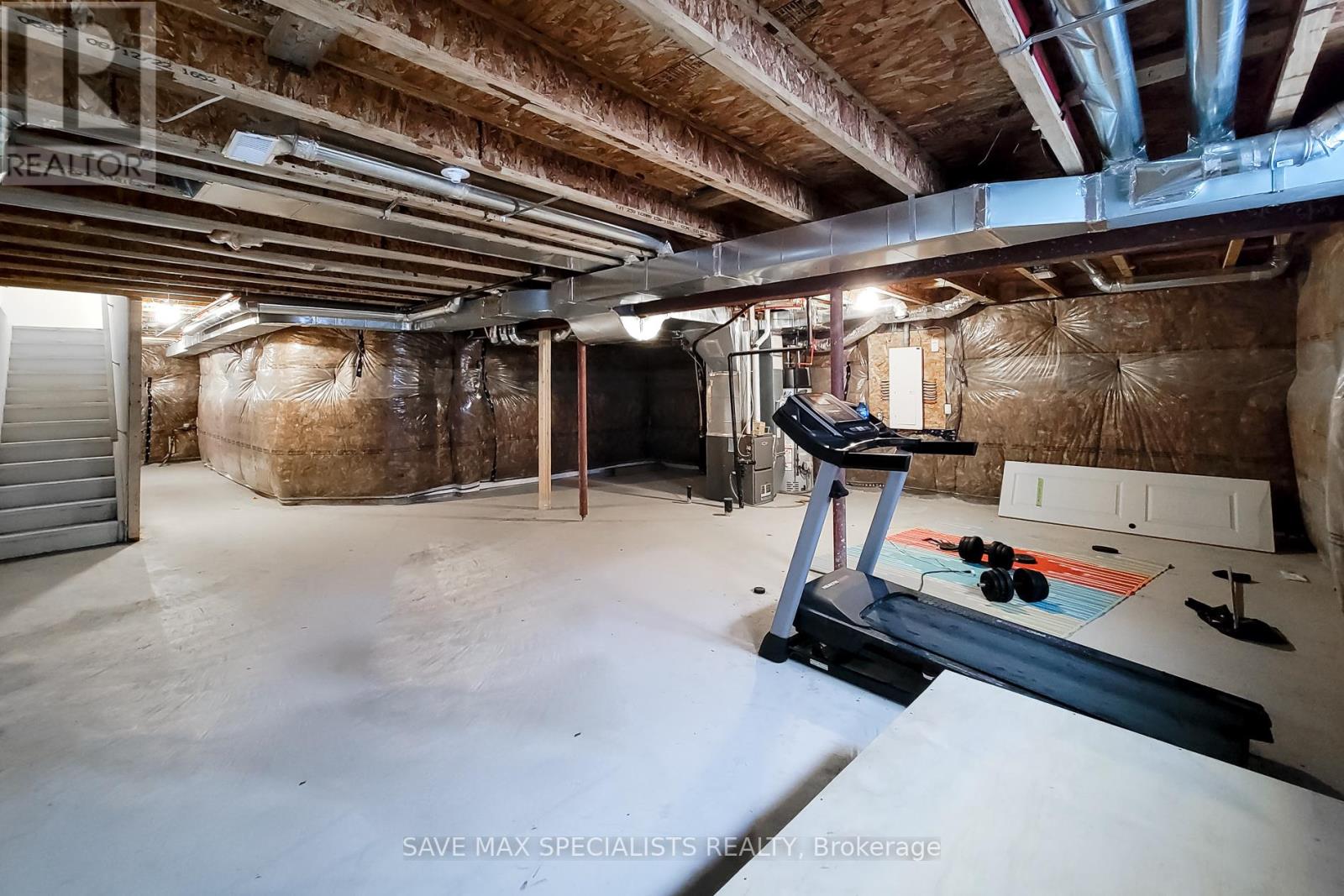 440 Barker Parkway, Thorold, Ontario  L2V 0K7 - Photo 44 - X12515126