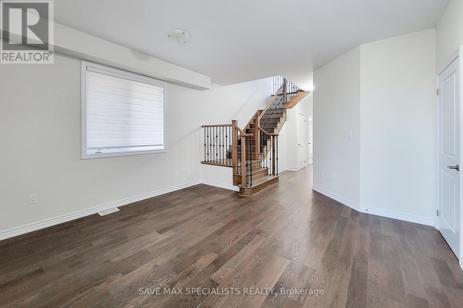 440 Barker Parkway, Thorold, Ontario  L2V 0K7 - Photo 5 - X12515126