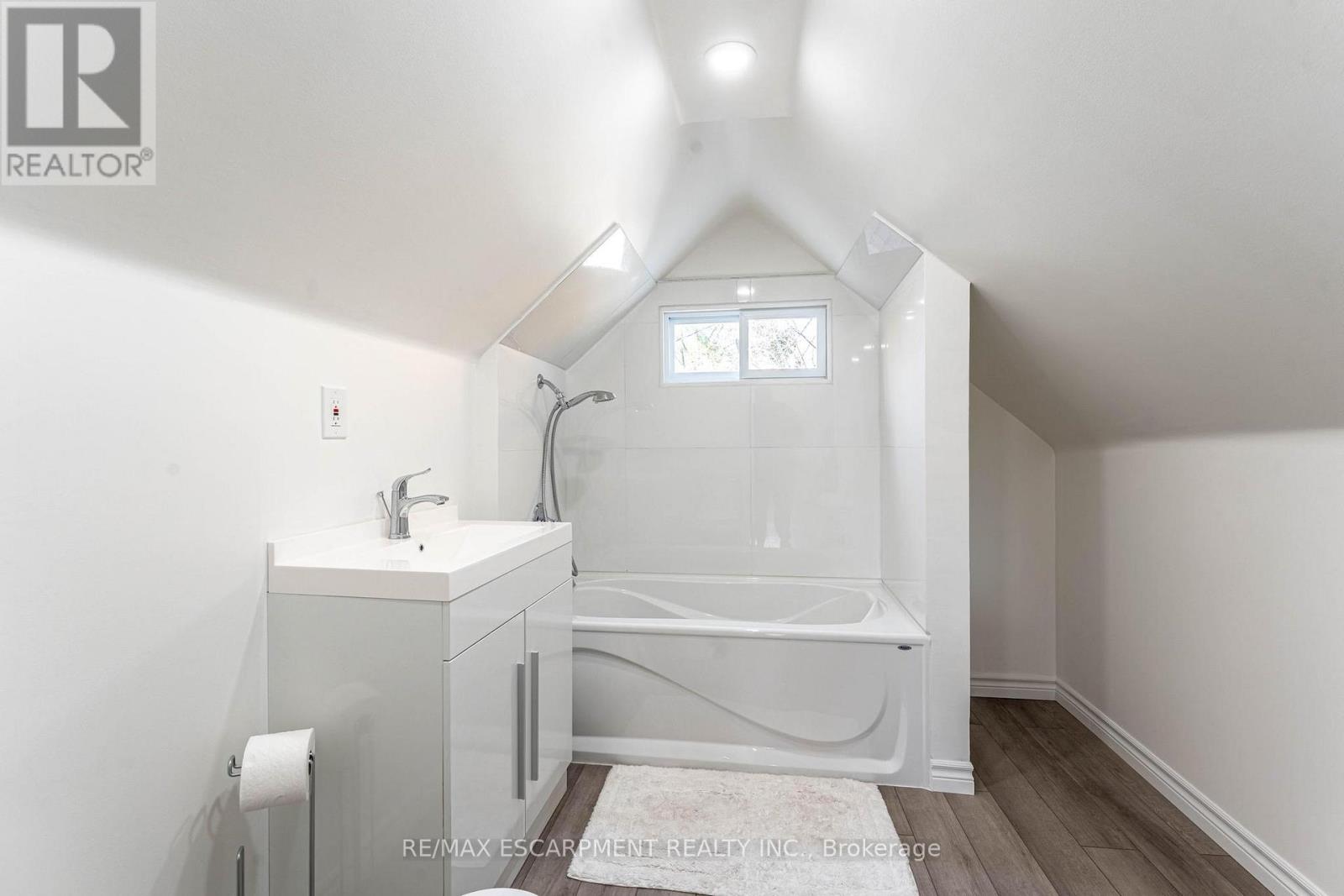 284 Paling Avenue, Hamilton, Ontario  L8H 5J9 - Photo 23 - X12515146