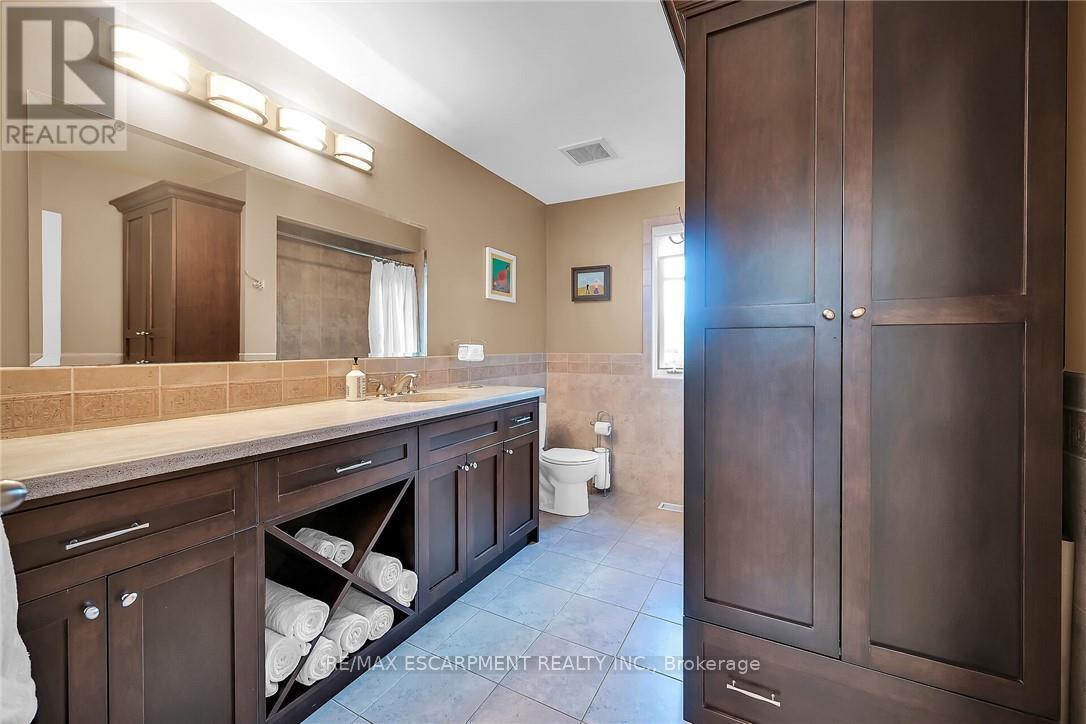 285 Hamilton Drive, Hamilton, Ontario  L9G 2A9 - Photo 25 - X12515162