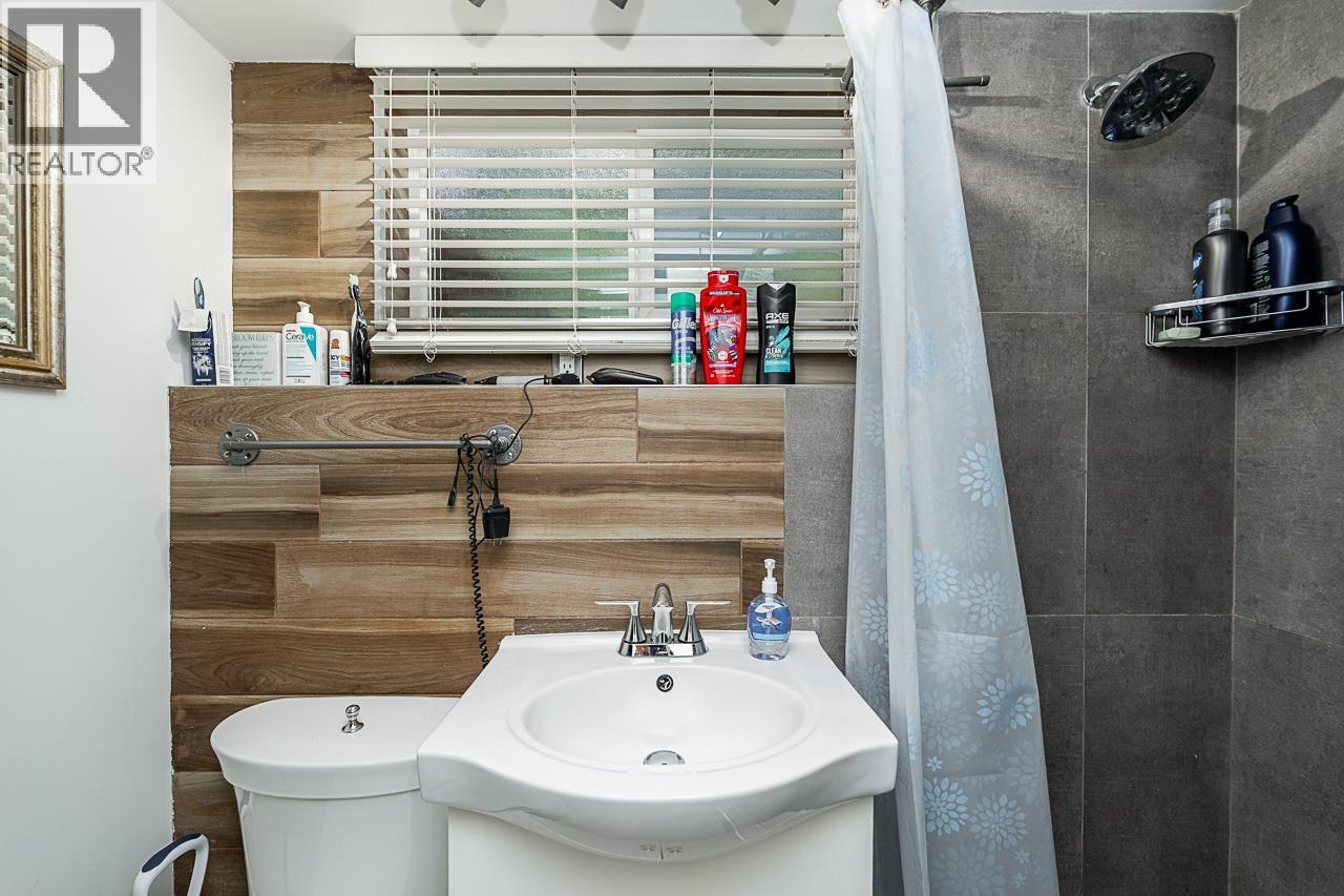 4377 Mountain Highway, North Vancouver, British Columbia V7K 2K3 - Photo 23 - R3065305