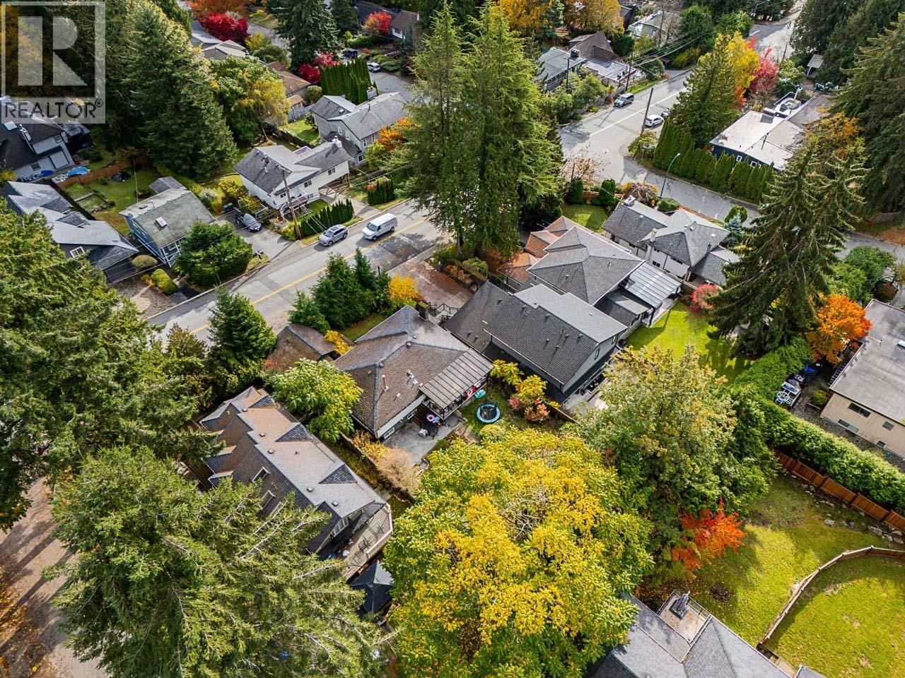 4377 Mountain Highway, North Vancouver, British Columbia V7K 2K3 - Photo 40 - R3065305