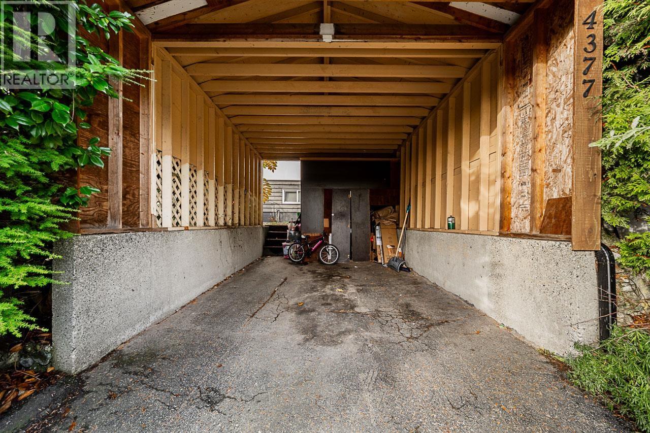 4377 Mountain Highway, North Vancouver, British Columbia V7K 2K3 - Photo 37 - R3065305