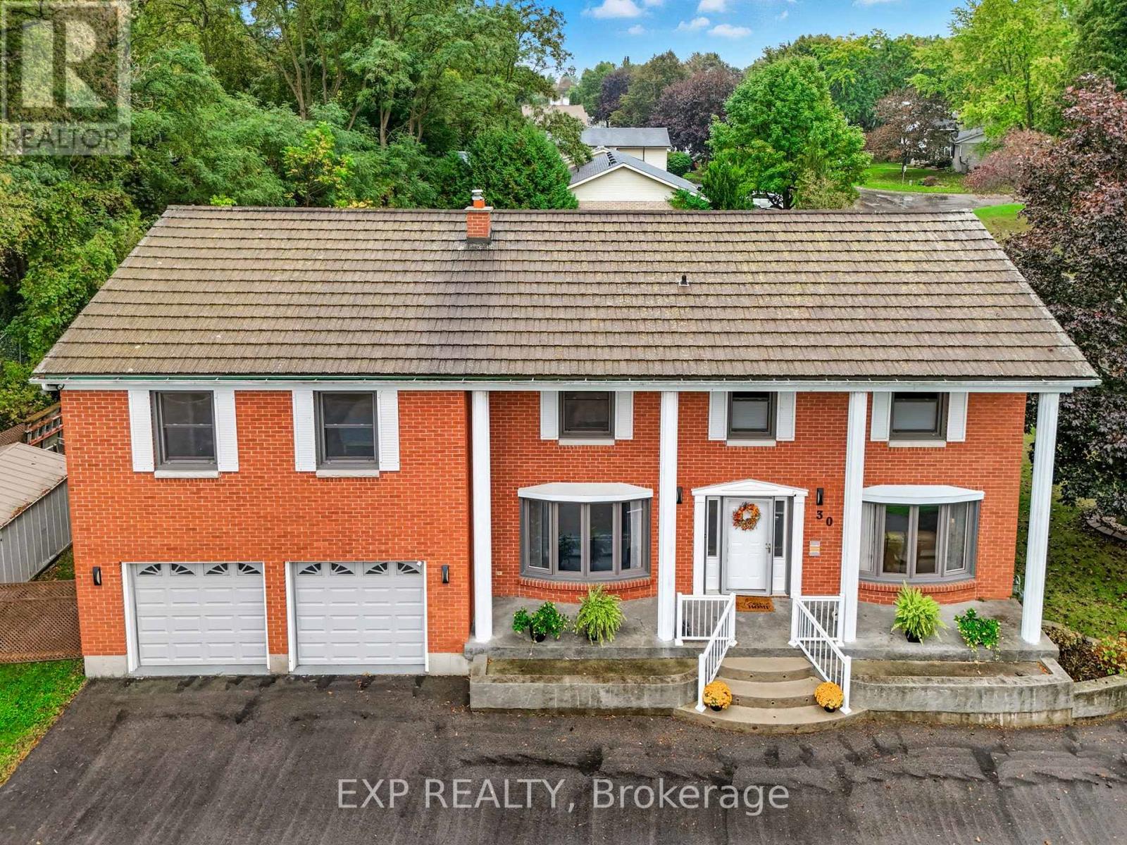 30 LINGWOOD DRIVE, Norfolk, Ontario