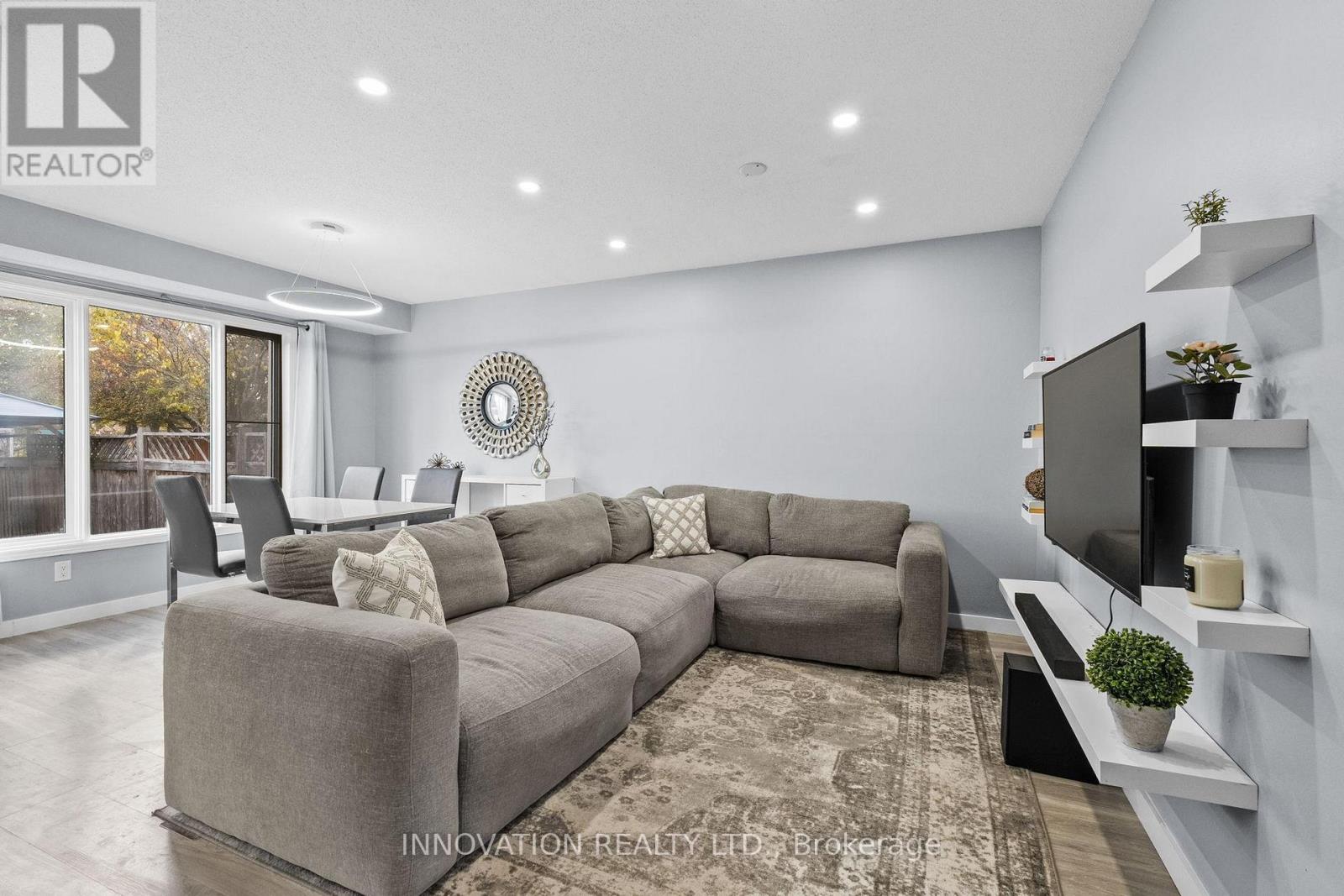 20 Banchory Crescent, Ottawa, Ontario  K2K 2V4 - Photo 6 - X12515220