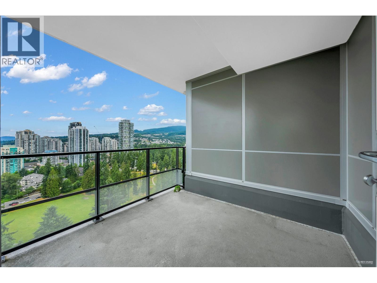 2404 3096 Windsor Gate, Coquitlam, British Columbia  V3B 0P4 - Photo 21 - R3065342