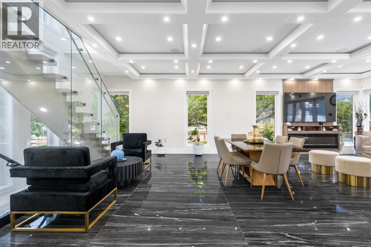 2798 E 43RD AVENUE, Vancouver, British Columbia