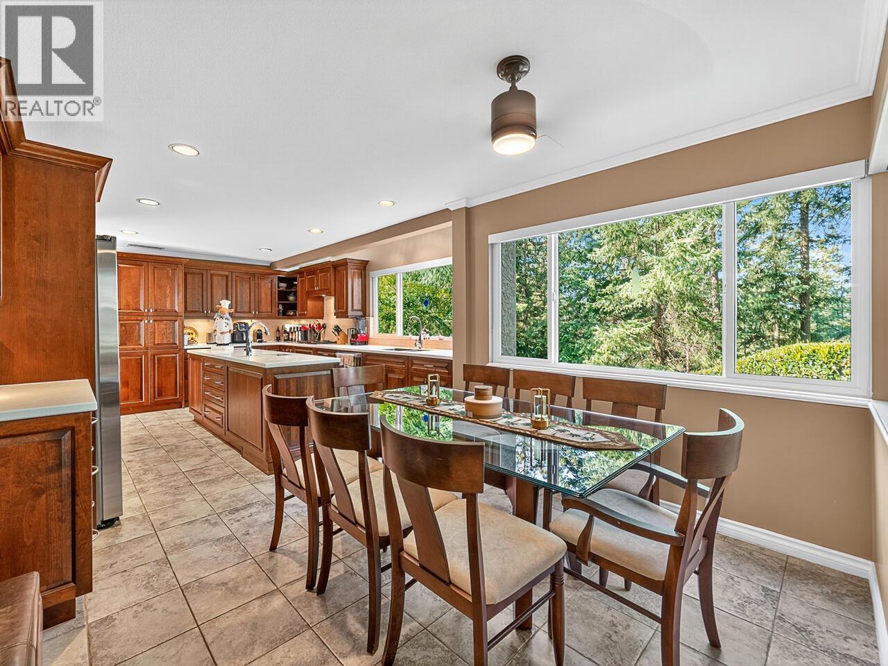 5302 Westhaven Wynd, West Vancouver, British Columbia V7W 3E8 - Photo 6 - R3065346