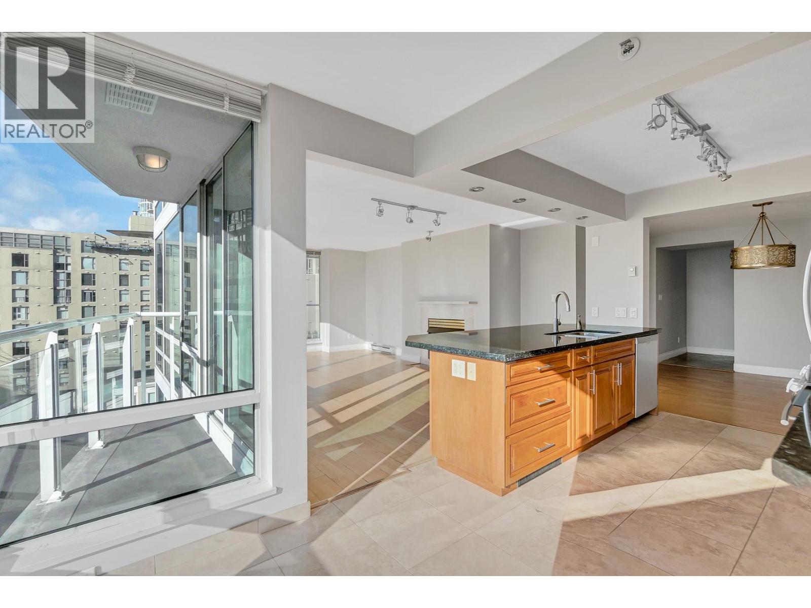 805 1500 Hornby Street, Vancouver, British Columbia  V6Z 2R1 - Photo 12 - R3065339