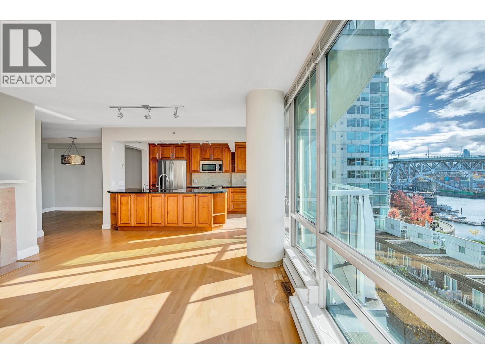 805 1500 Hornby Street, Vancouver, British Columbia  V6Z 2R1 - Photo 5 - R3065339