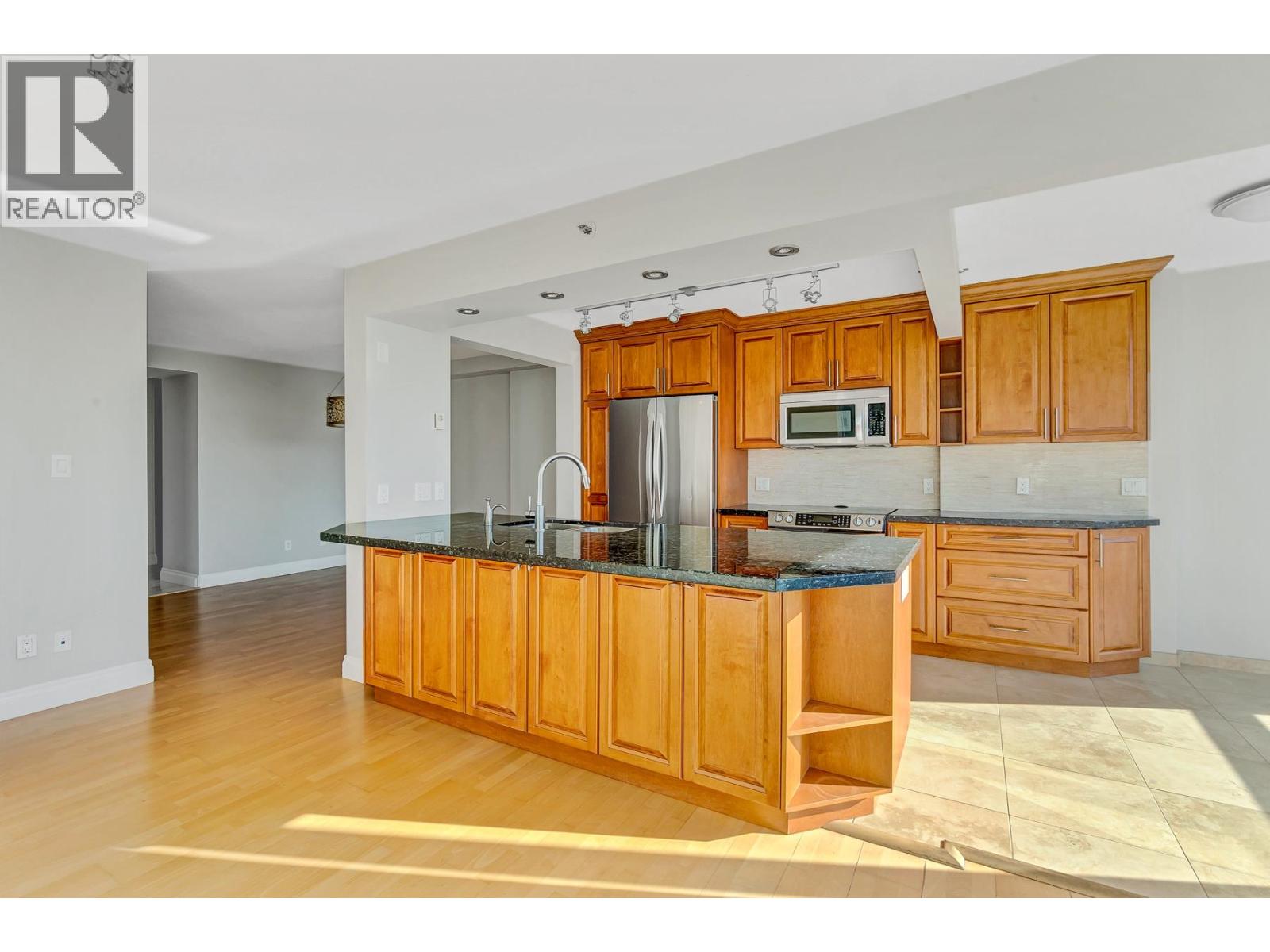 805 1500 Hornby Street, Vancouver, British Columbia  V6Z 2R1 - Photo 9 - R3065339