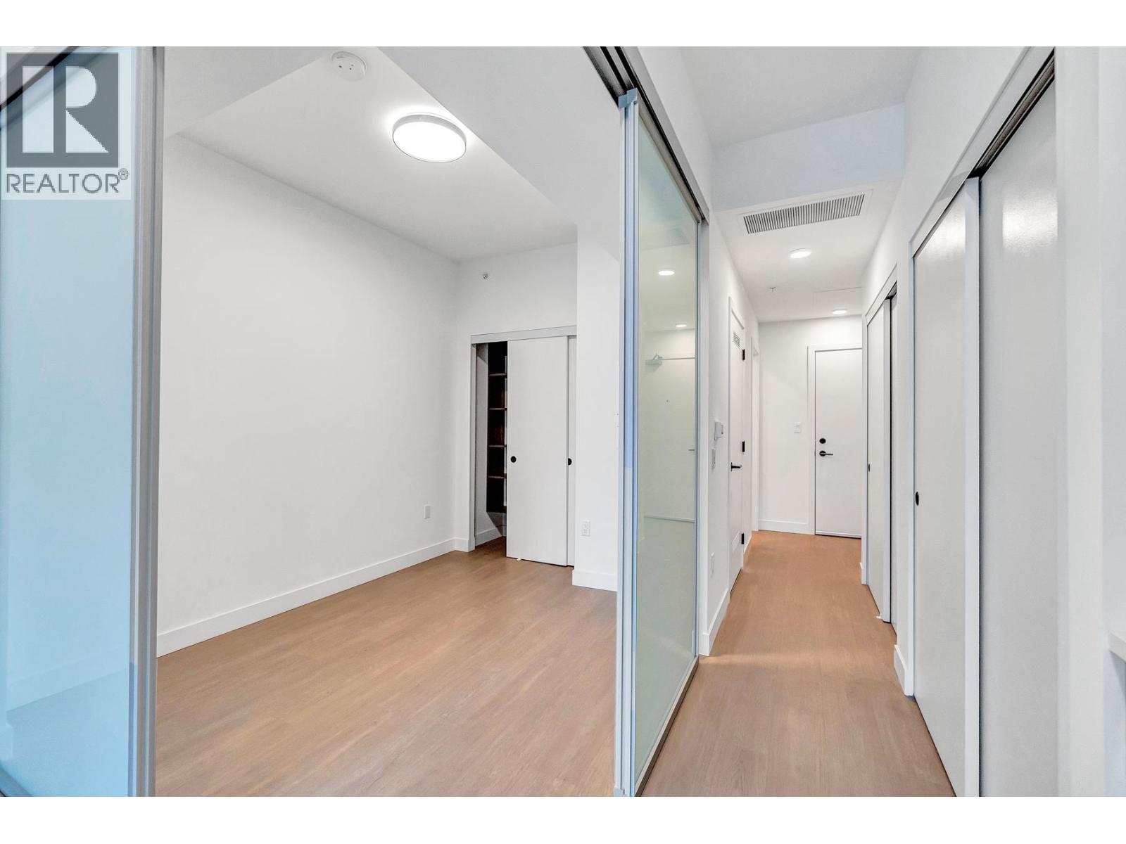 466 422 E 3rd Street, North Vancouver, British Columbia  V7L 0K1 - Photo 14 - R3065347