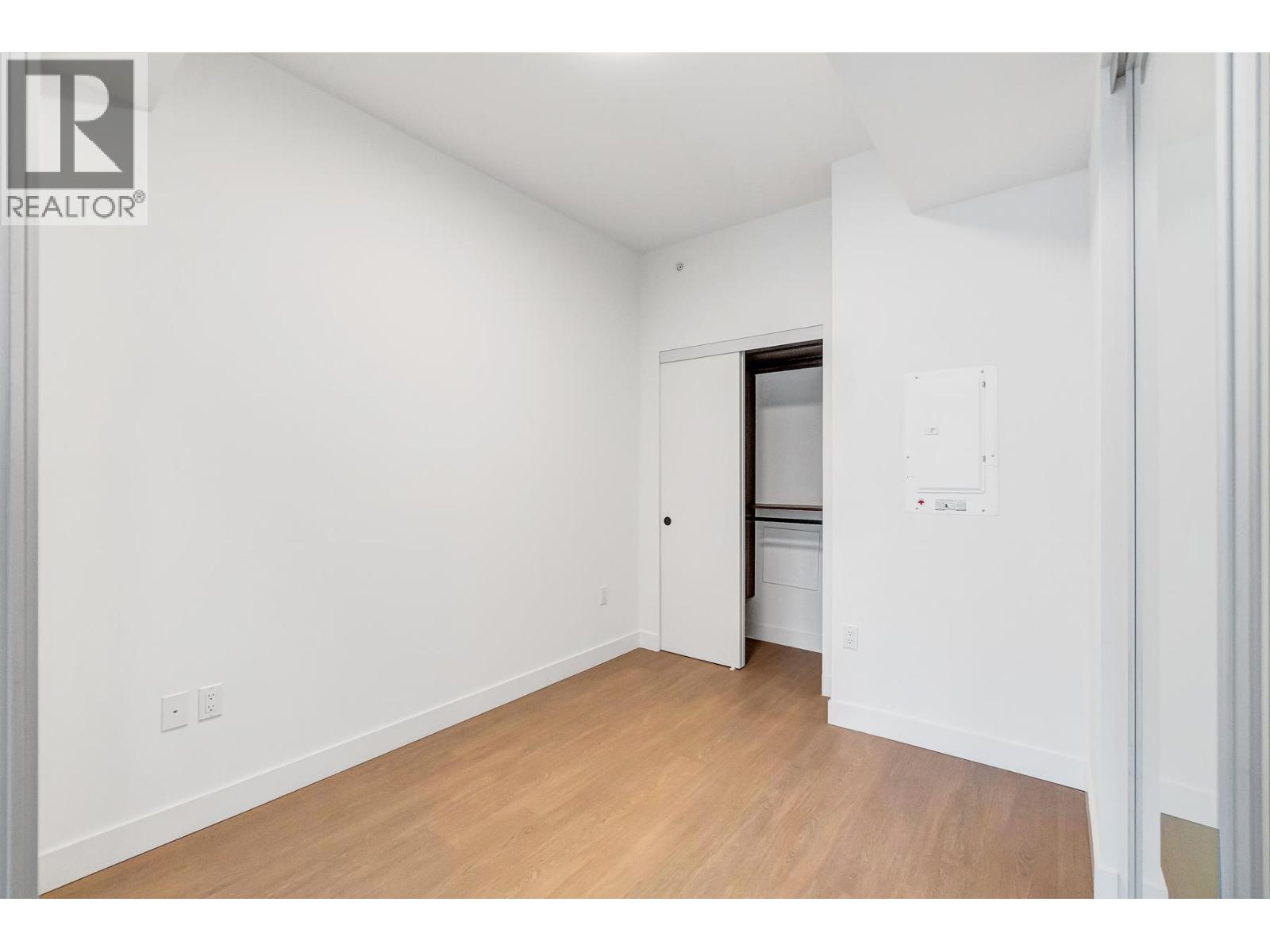 466 422 E 3rd Street, North Vancouver, British Columbia  V7L 0K1 - Photo 15 - R3065347