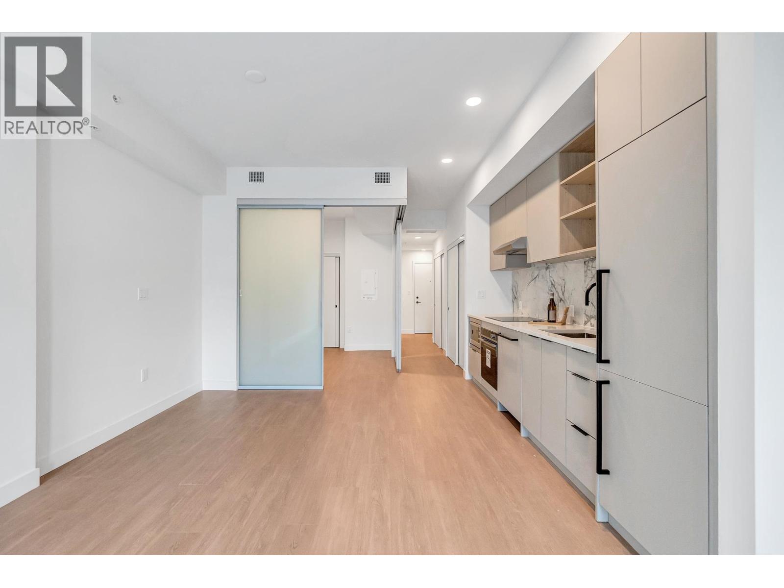 466 422 E 3rd Street, North Vancouver, British Columbia  V7L 0K1 - Photo 7 - R3065347