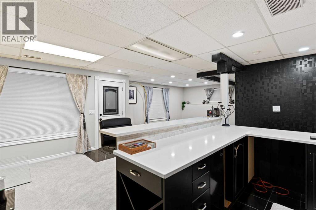 67 Anaheim Crescent Ne, Calgary, Alberta  T1Y 7B8 - Photo 35 - A2268366