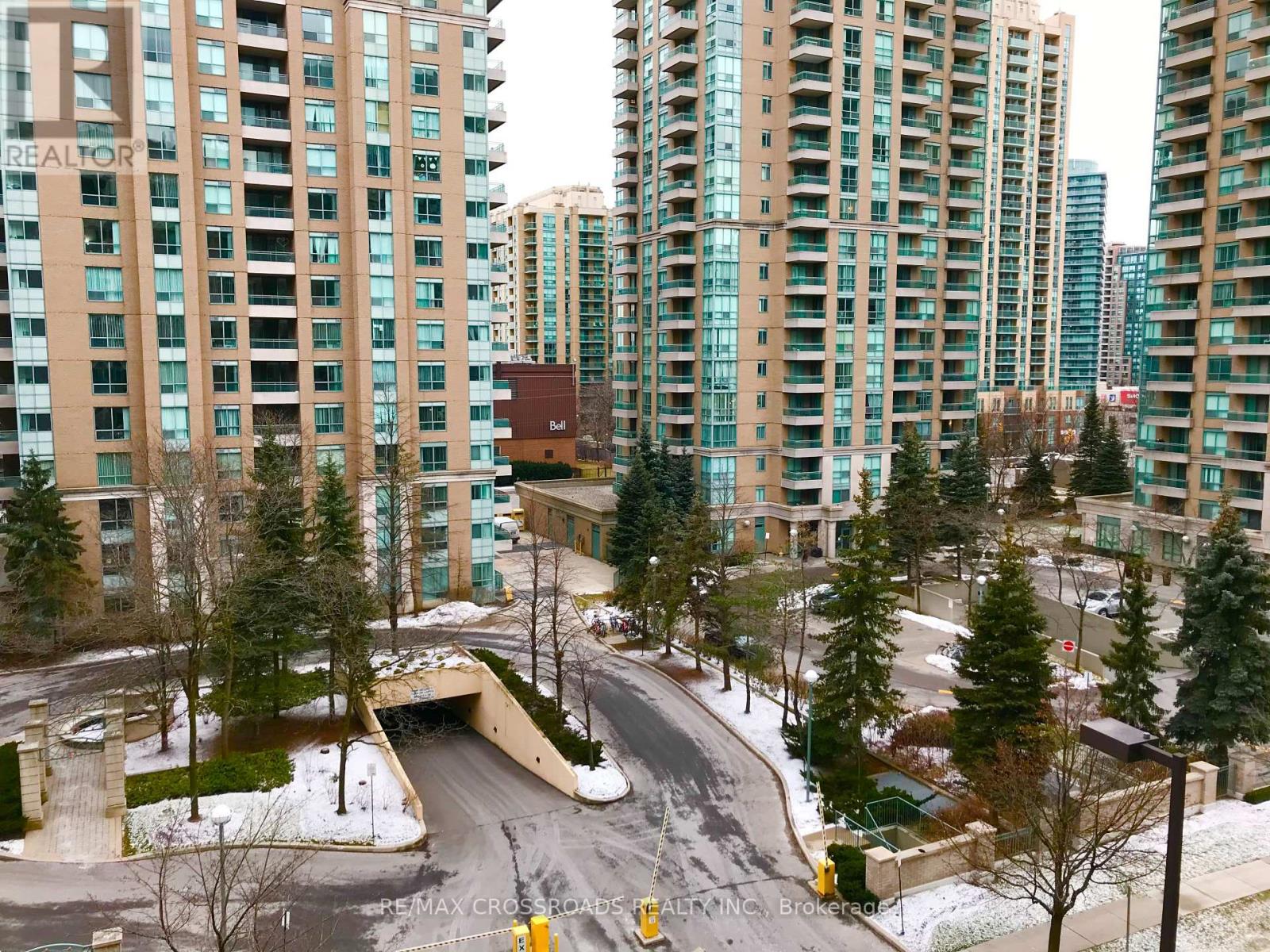 705 - 8 Pemberton Avenue, Toronto, Ontario  M2M 4K8 - Photo 18 - C12515218