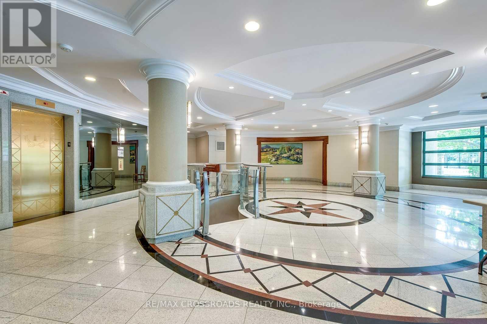 705 - 8 Pemberton Avenue, Toronto, Ontario  M2M 4K8 - Photo 3 - C12515218