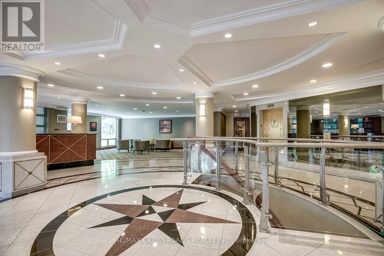 705 - 8 Pemberton Avenue, Toronto, Ontario  M2M 4K8 - Photo 4 - C12515218