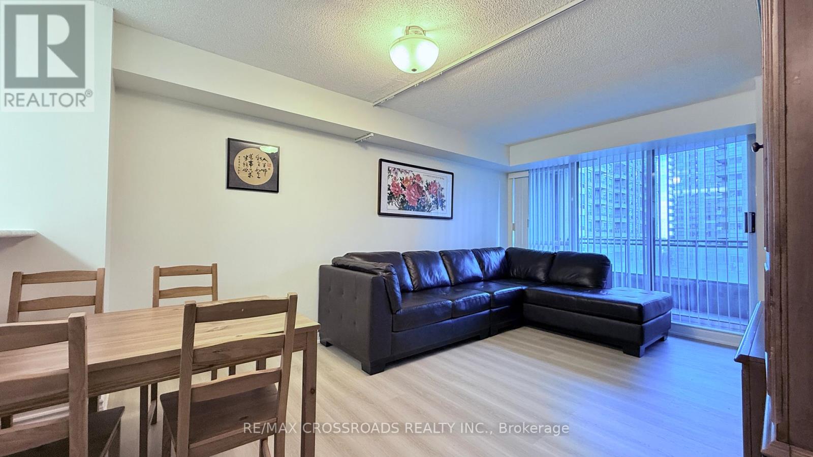 705 - 8 Pemberton Avenue, Toronto, Ontario  M2M 4K8 - Photo 9 - C12515218