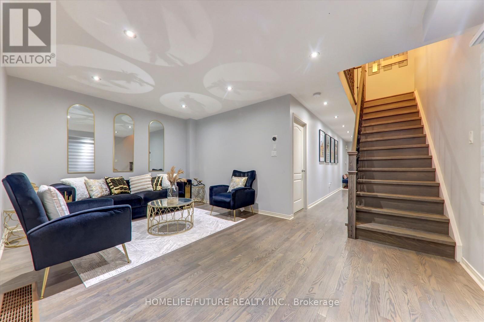 Main & 2nd - 70 Tozer Crescent, Ajax, Ontario  L1T 5A1 - Photo 10 - E12515208