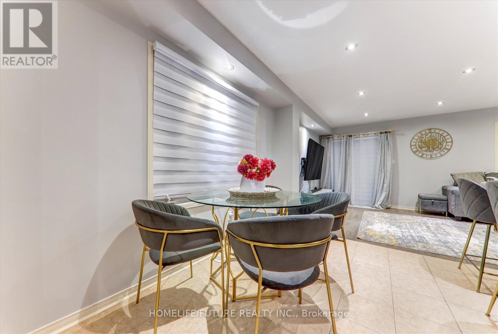 Main & 2nd - 70 Tozer Crescent, Ajax, Ontario  L1T 5A1 - Photo 13 - E12515208