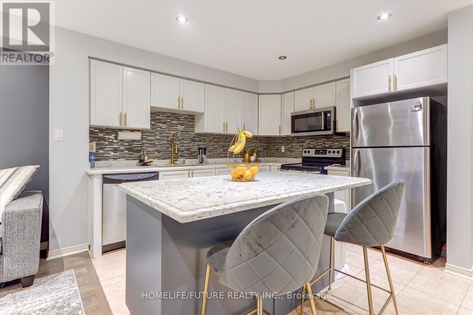 Main & 2nd - 70 Tozer Crescent, Ajax, Ontario  L1T 5A1 - Photo 14 - E12515208