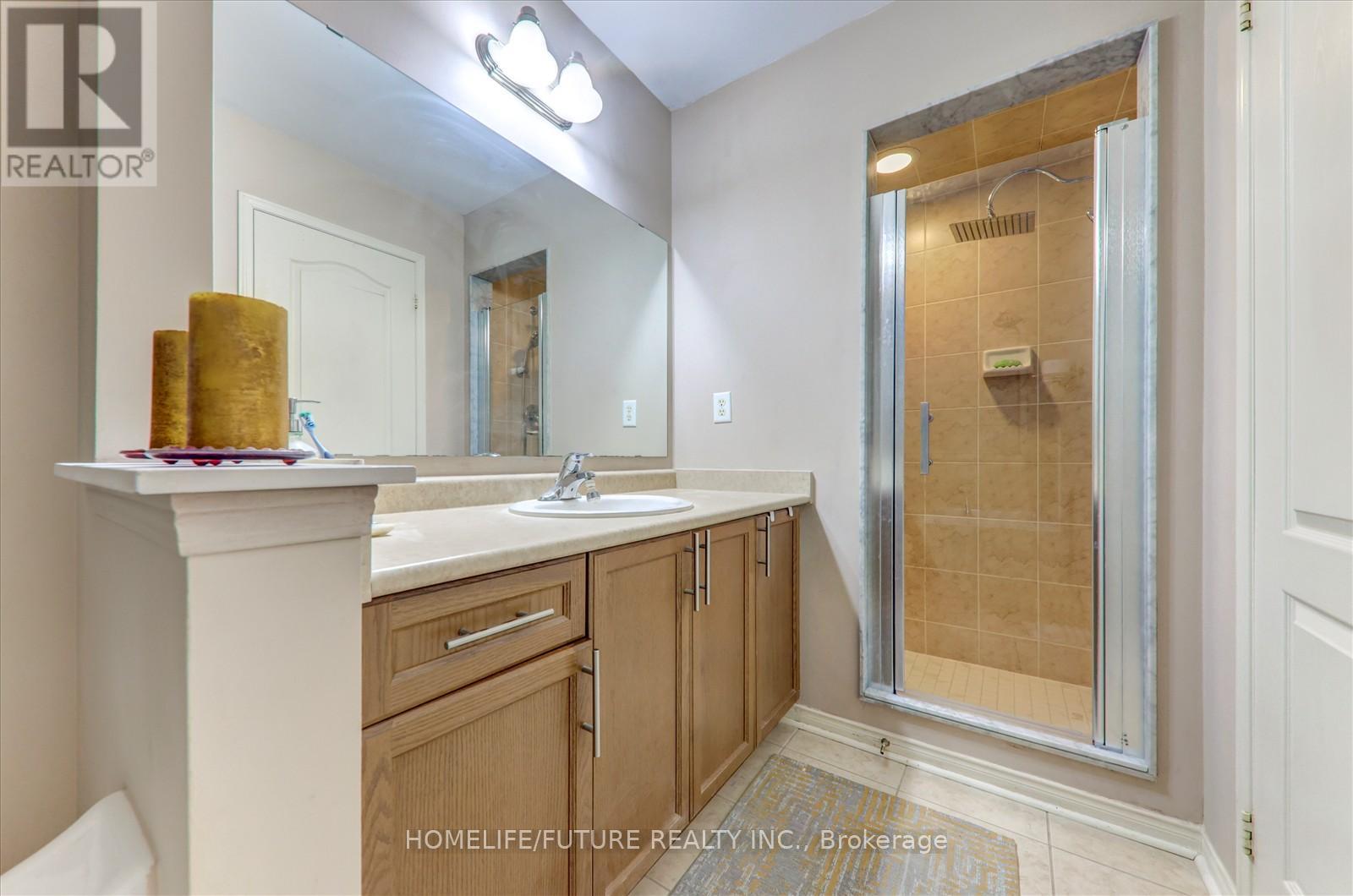 Main & 2nd - 70 Tozer Crescent, Ajax, Ontario  L1T 5A1 - Photo 32 - E12515208