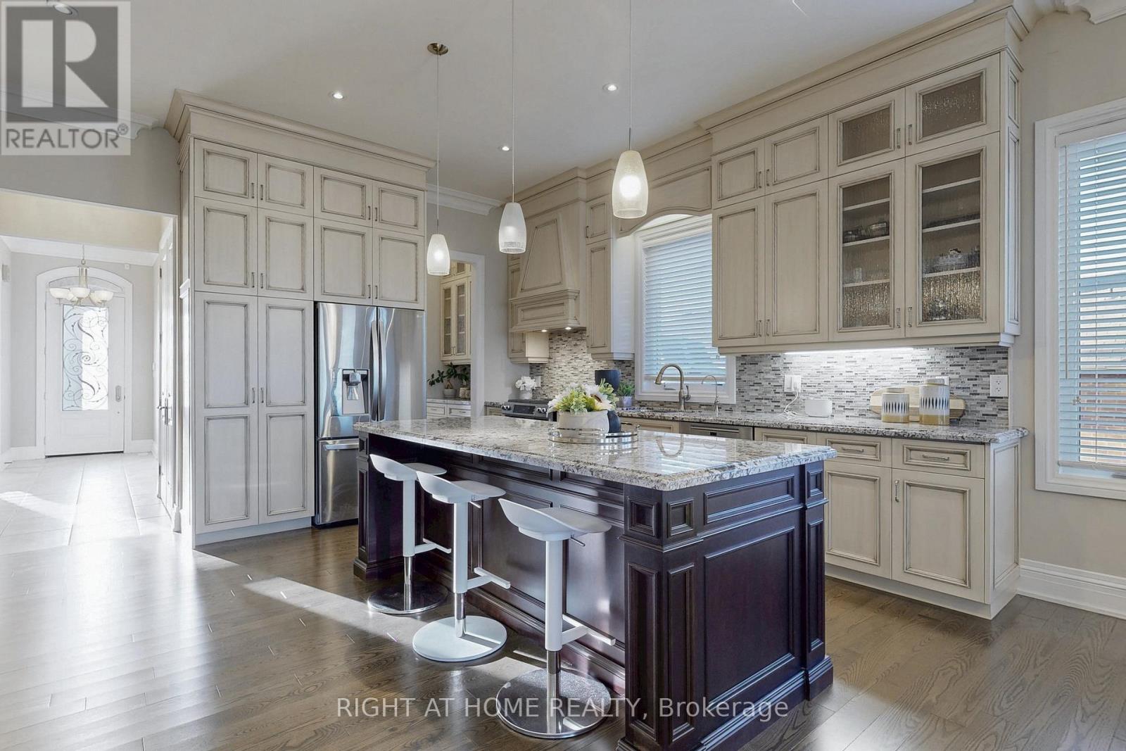 53 Rockwell Road, Richmond Hill, Ontario  L4B 1A9 - Photo 16 - N12515192