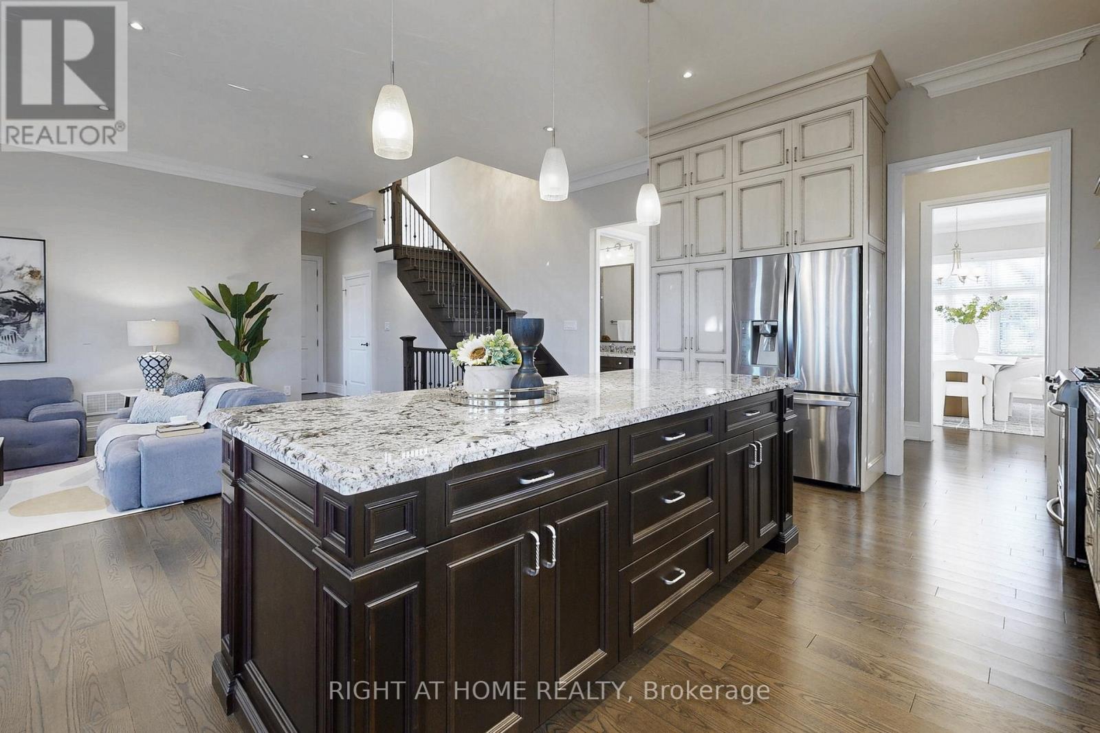 53 Rockwell Road, Richmond Hill, Ontario  L4B 1A9 - Photo 18 - N12515192