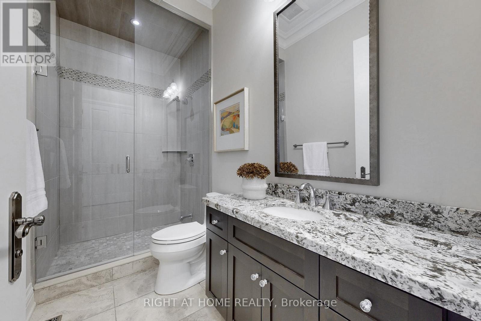 53 Rockwell Road, Richmond Hill, Ontario  L4B 1A9 - Photo 22 - N12515192