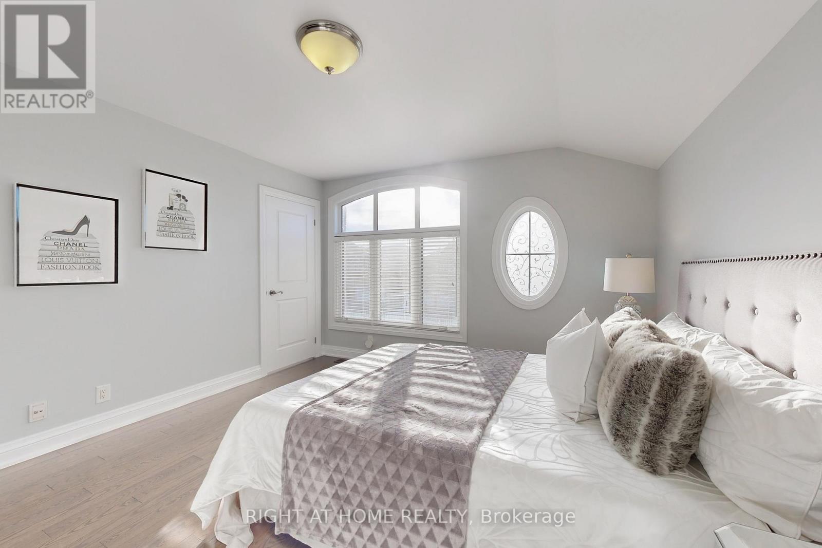 53 Rockwell Road, Richmond Hill, Ontario  L4B 1A9 - Photo 32 - N12515192