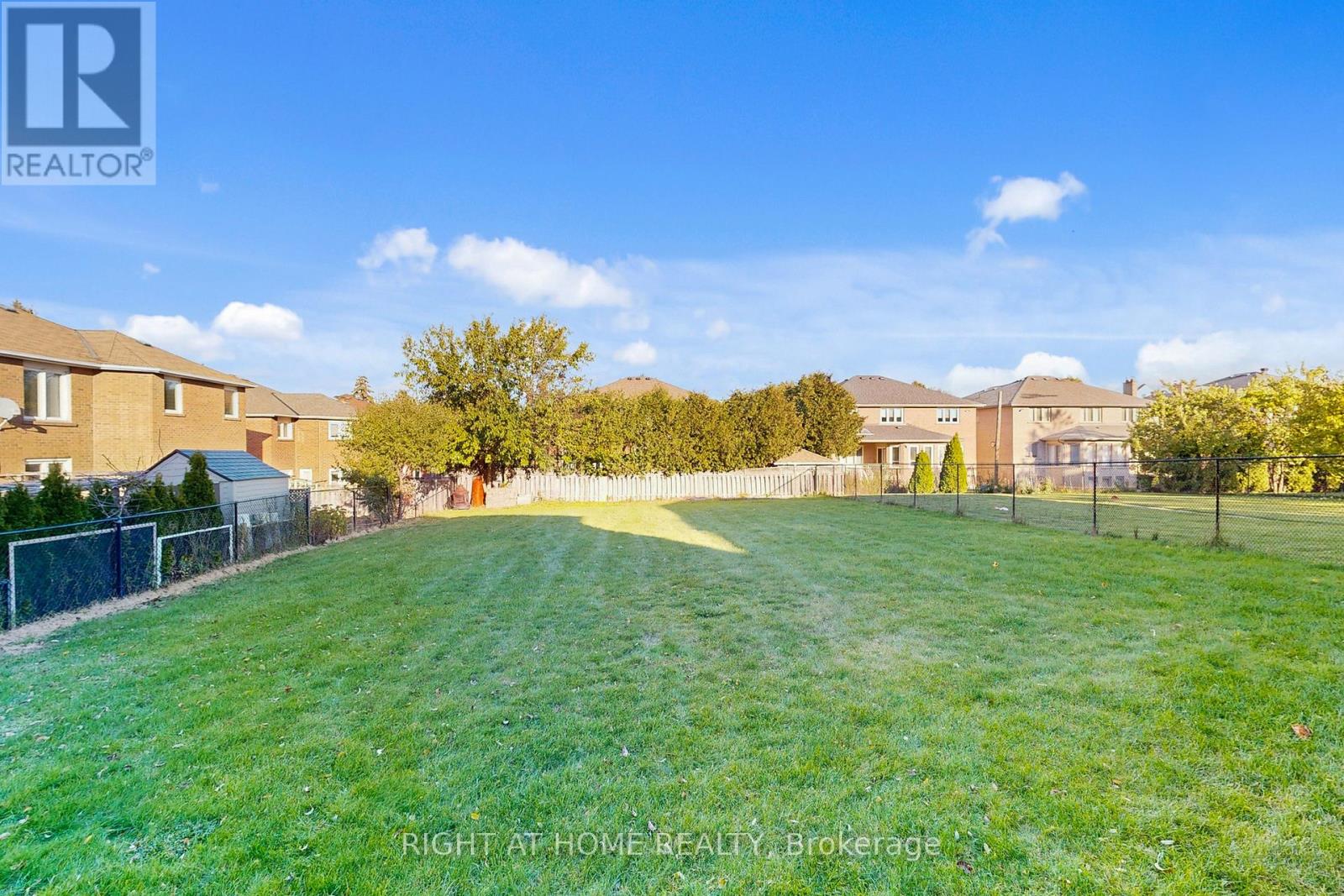 53 Rockwell Road, Richmond Hill, Ontario  L4B 1A9 - Photo 44 - N12515192