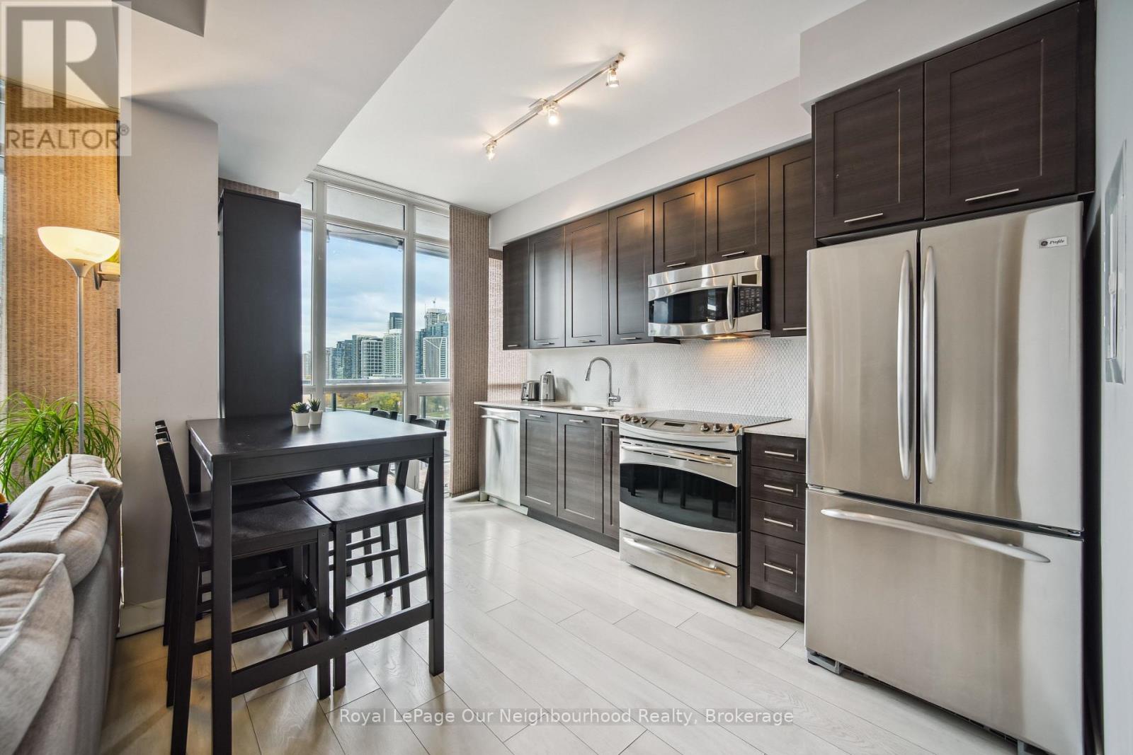 1212 - 169 Fort York Boulevard, Toronto, Ontario M5V 0C8 - Photo 13 - C12515246