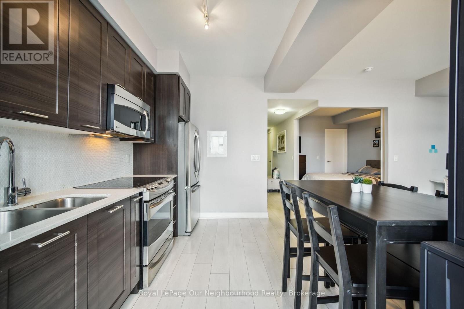 1212 - 169 Fort York Boulevard, Toronto, Ontario M5V 0C8 - Photo 17 - C12515246