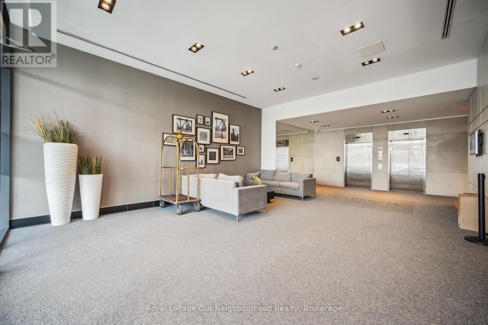 1212 - 169 Fort York Boulevard, Toronto, Ontario M5V 0C8 - Photo 3 - C12515246