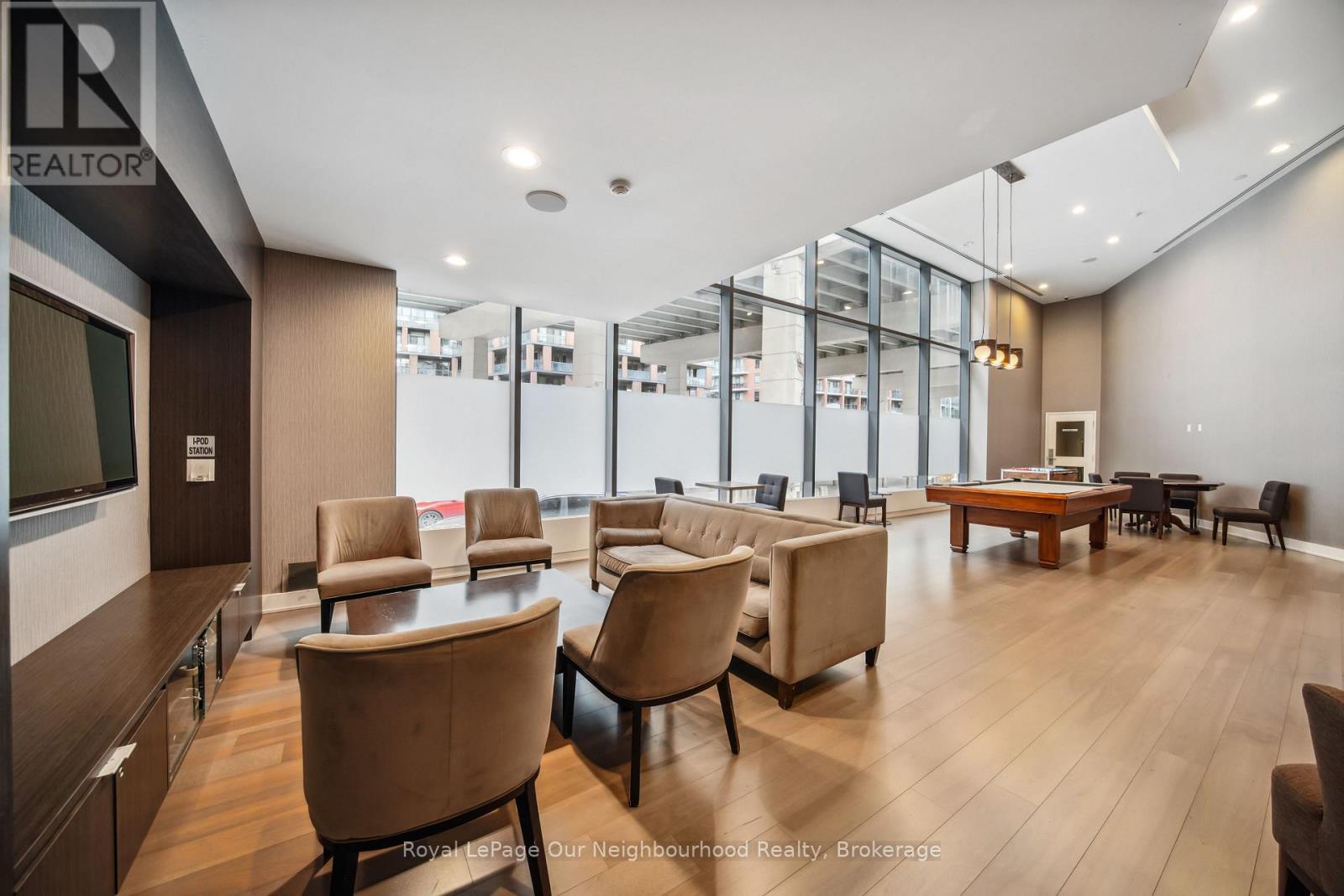 1212 - 169 Fort York Boulevard, Toronto, Ontario M5V 0C8 - Photo 37 - C12515246