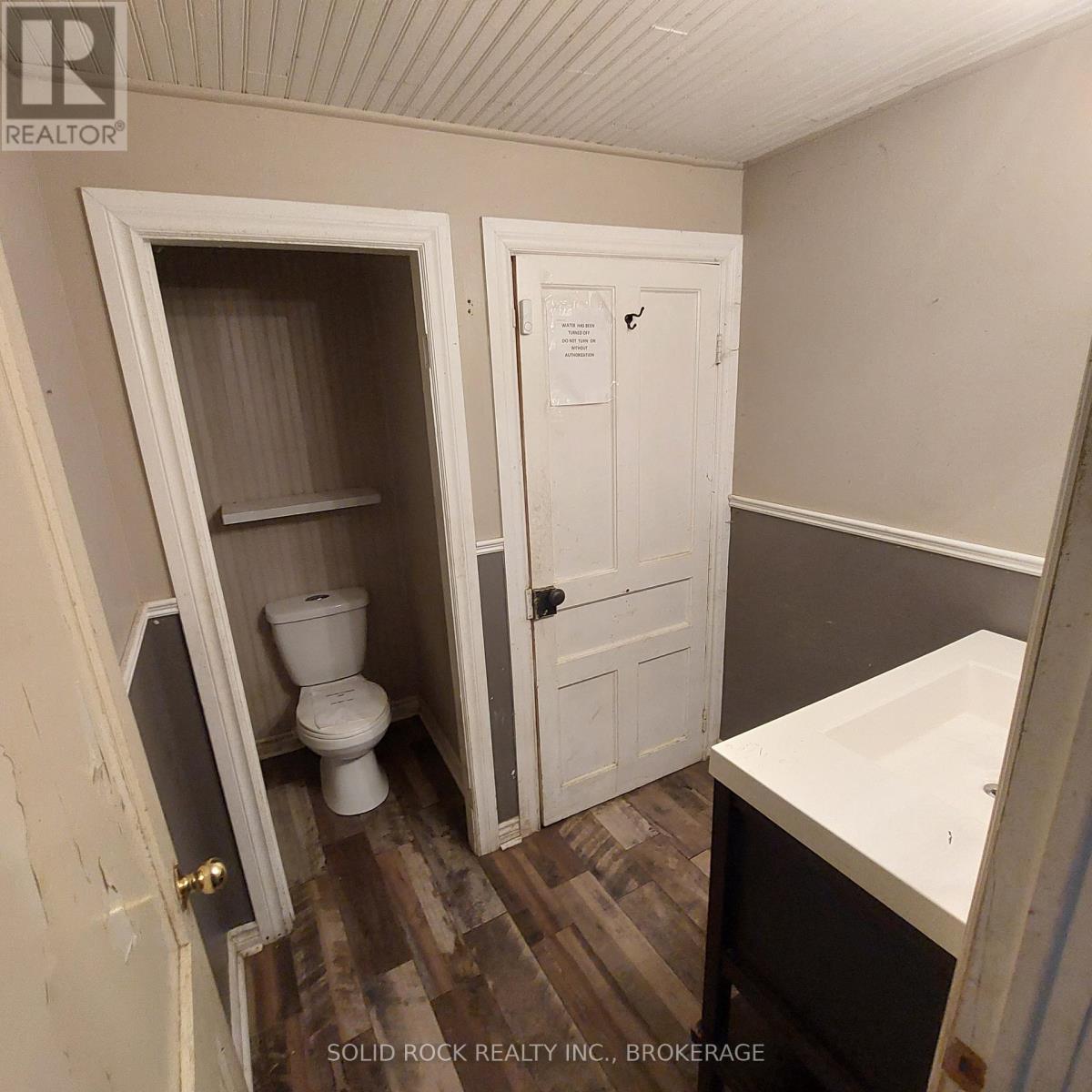 8 Montague Street, Smiths Falls, Ontario  K7A 2M1 - Photo 14 - X12515244