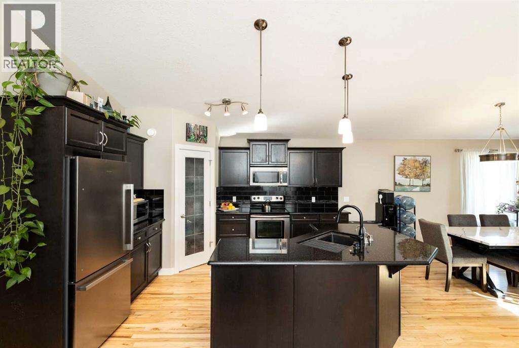 5224 48 Streetclose, Innisfail, Alberta  T4G 0B9 - Photo 9 - A2258139